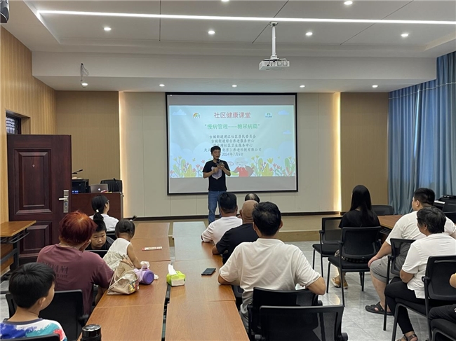 “15分钟养老服务圈”：鹤壁市示范区古城街道浦江社区的幸福生活新定义(图3)