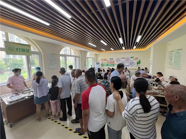 “15分钟养老服务圈”：鹤壁市示范区古城街道浦江社区的幸福生活新定义(图5)