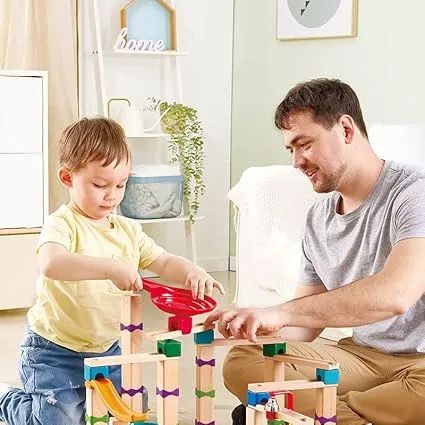 亚马逊英国站发布2024圣诞节十大玩具榜单！巨型玩具火车穿梭多地传递节日温暖(图7)