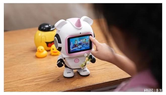AI儿童机器人再添新选手：心大陆怎么走出差异化？(图4)