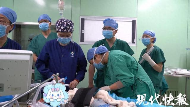 险！核桃仁呛入1岁男宝气管