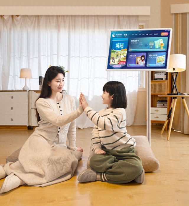 纳米盒与海信战略合作推出“亲子学习大屏”打造“教育硬件+情感