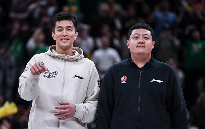 比周琦多打1年！郭艾伦转会接近告吹2家豪门也差钱难拿第5冠(图6)