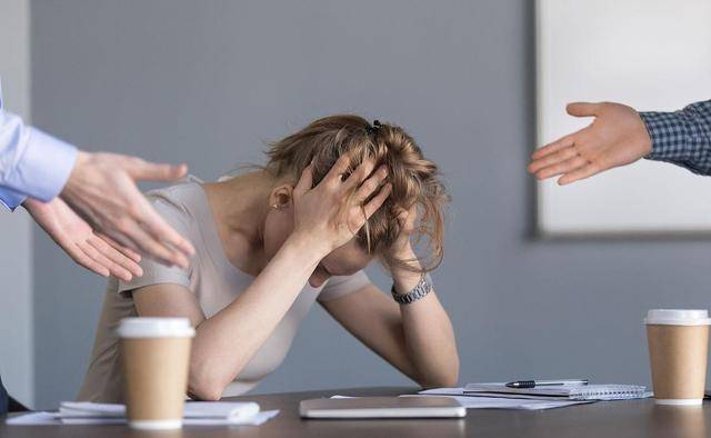 “人口警报”再次拉响二胎效果不佳三胎没人生奇葩建议频出！(图3)