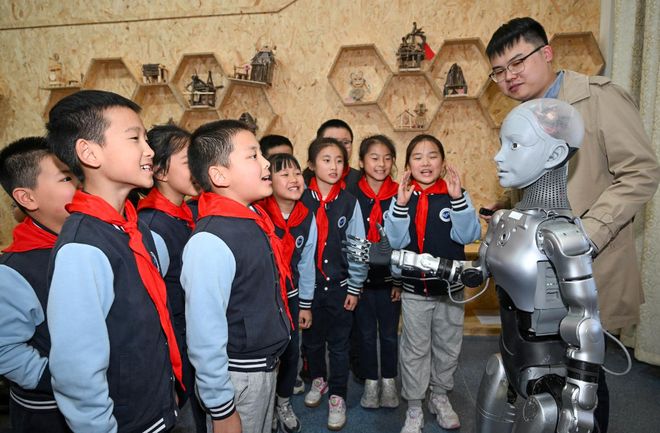 机器人老师这次真的进课堂了……(图3)