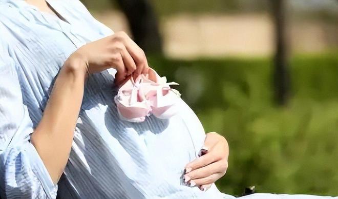 没人生娃了？上海一产科医生称：从一晚上8个剖腹产到现在1个没有(图4)