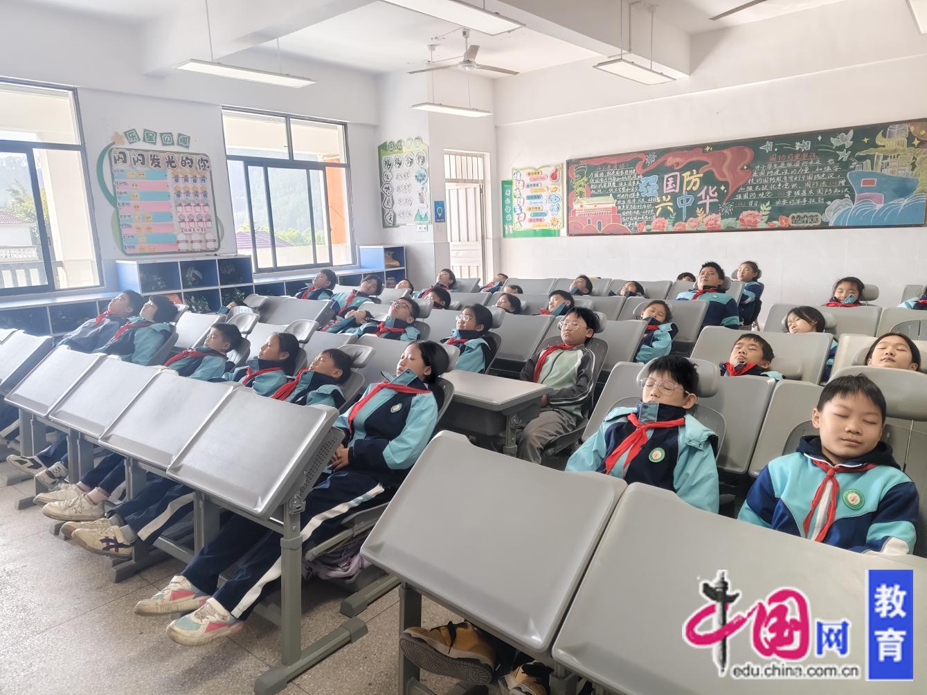 江西信丰:聚焦群众所盼办好教育实事(图4)