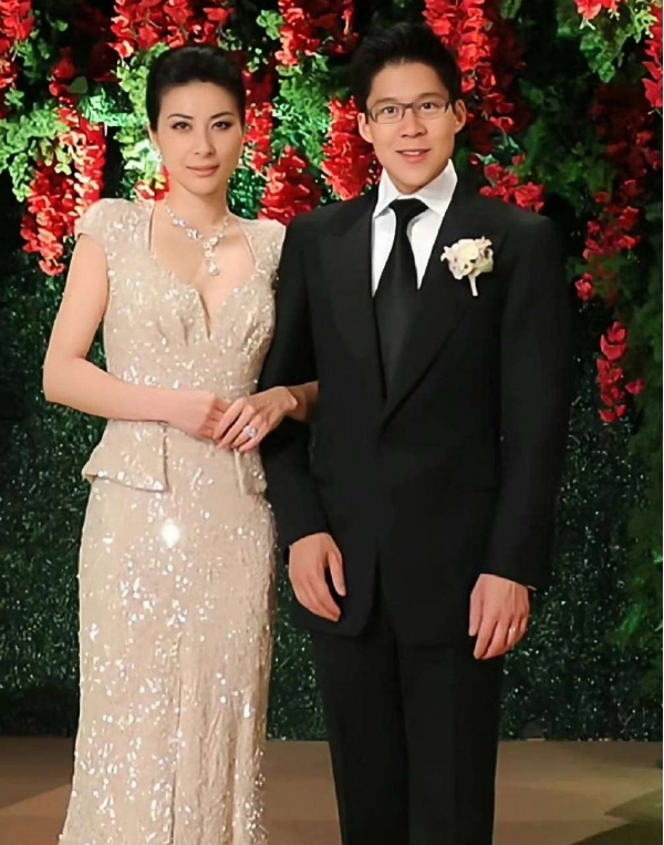 嫁入豪门的10位体坛冠军：有人成为千亿媳妇(图2)